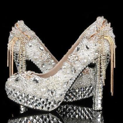 Women's Luxury Crystal Wedding Shoes..