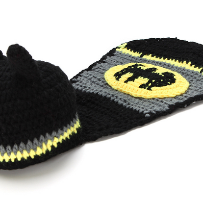 Batman Hand knitted wool clothes ph..