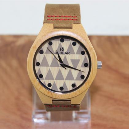 Fashion lovers triangle dial bamboo..