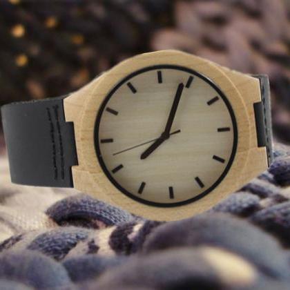 Wooden bamboo watch the latest fash..