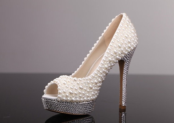 Latest Popular White Wedding Shoes Lace Fashion High Heels Pearl