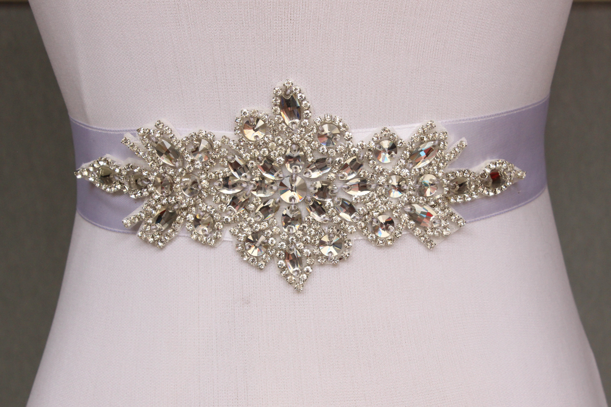 2015 Bridal Sash Handmade Crystals Beads Gorgeous Exquisite White Wedding Accessories Bride Belt Sash