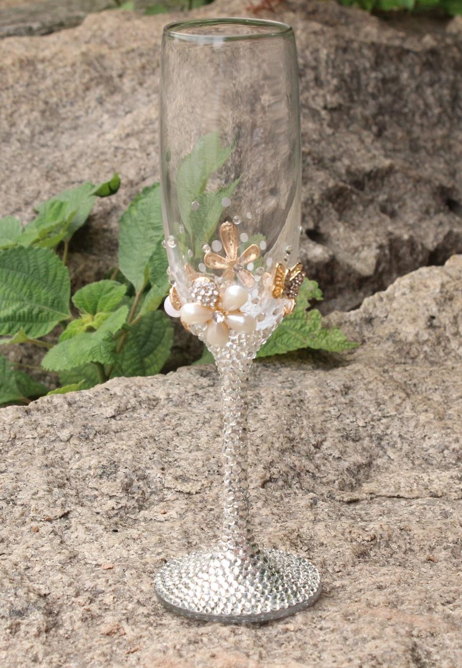 Flower Crystal champagne flutes a pair with crystal base and moving crystal stem red wine toasting glass